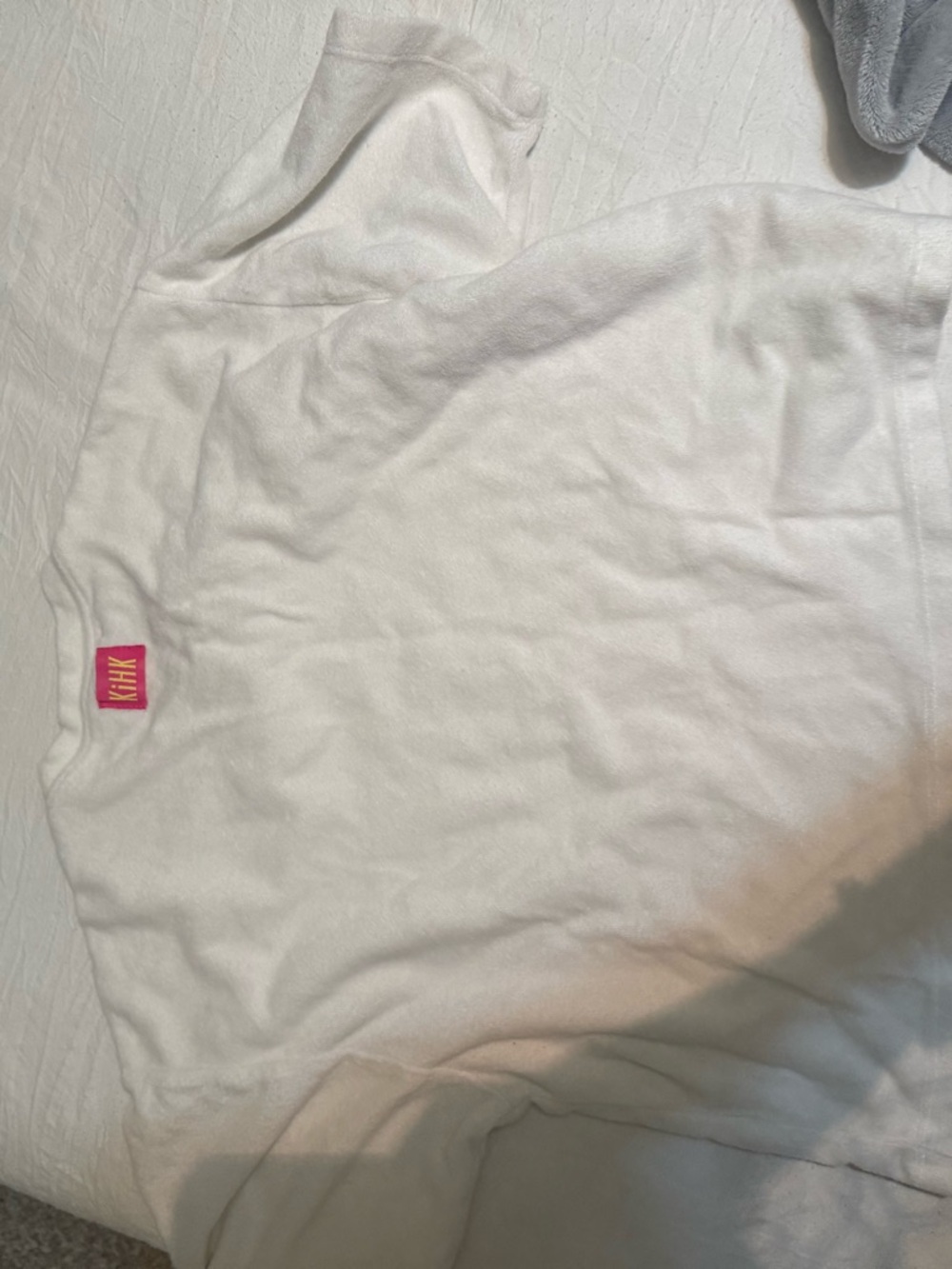 Kihk Women's White set - Picture 6 of 7